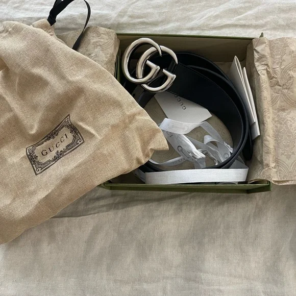 Gucci Black GG Logo Belt - Picture 5 of 6